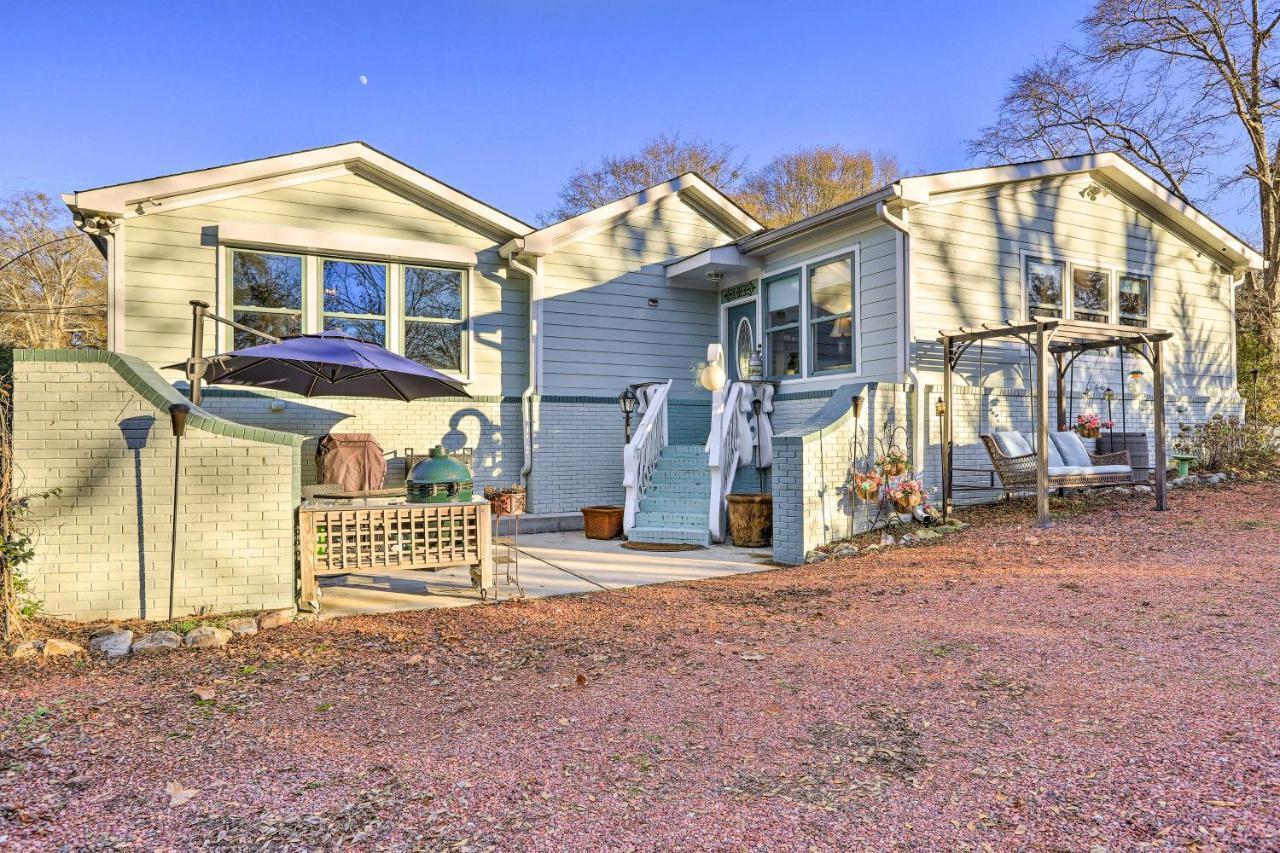 Sleek Fayetteville Home Less Than 1 Mi To City Center Exterior foto